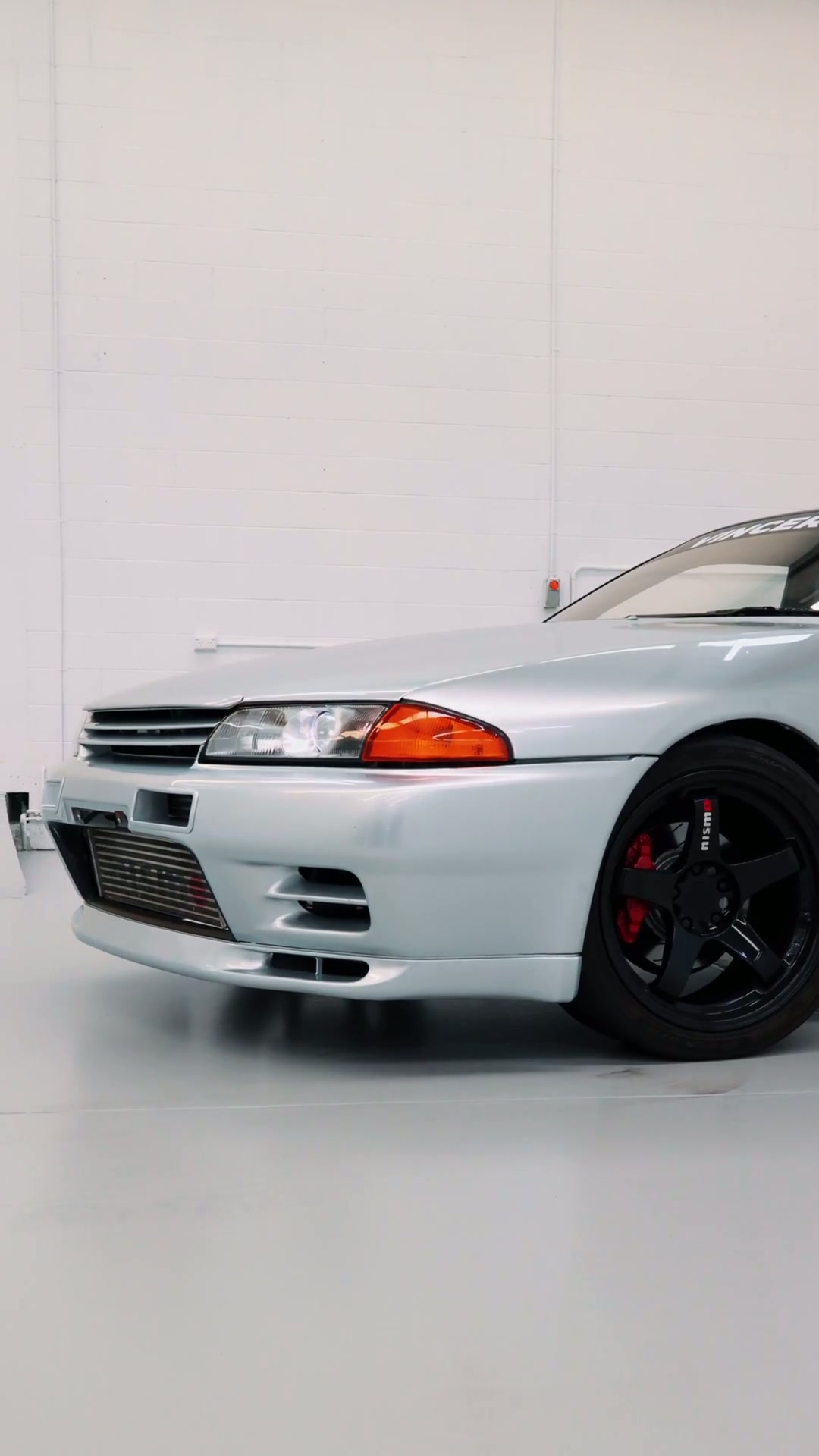 Silver GT-R poster frame